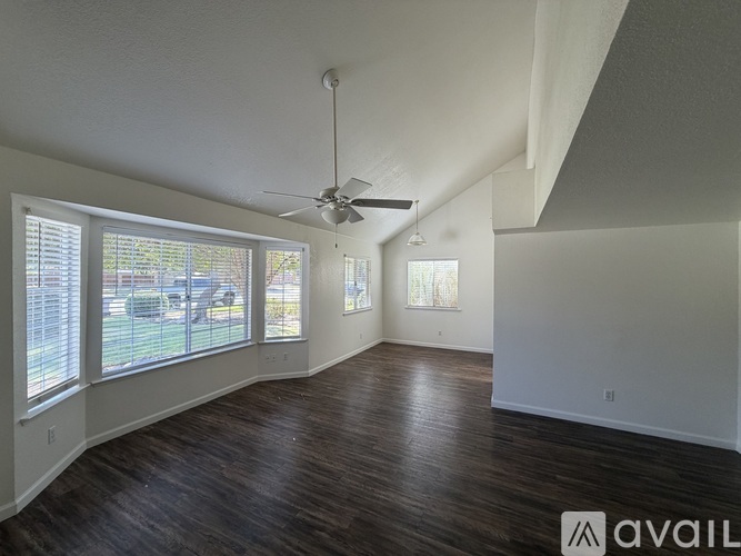 1242 Armstrong Ave 3 Beds Single Family Home for Rent - Photo gallery 2