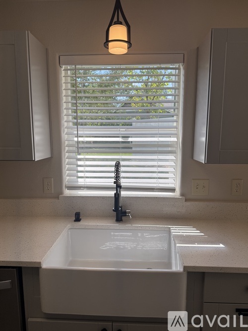 802 Waterglen Drive 3 Beds Condo for Rent - Photo gallery 2