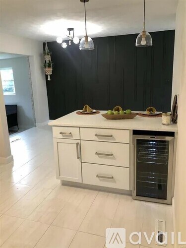 403 North Michigan Avenue 3 Beds Apartment for Rent