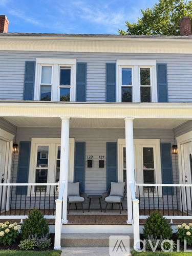 127 Sayles Avenue 3 Beds Townhouse for Rent - Photo gallery 1