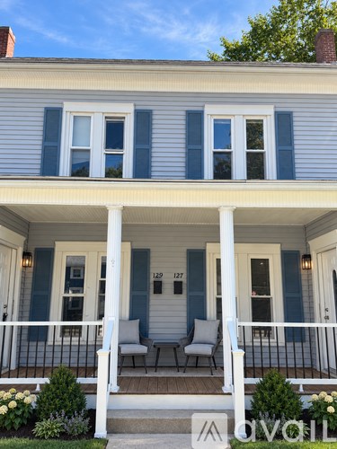 127 Sayles Avenue 3 Beds Apartment for Rent