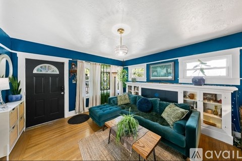 4080 2Nd Avenue 2 Beds Apartment for Rent