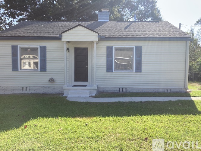 305 McArthur Boulevard 2 Beds Single Family Home for Rent - Photo gallery 2