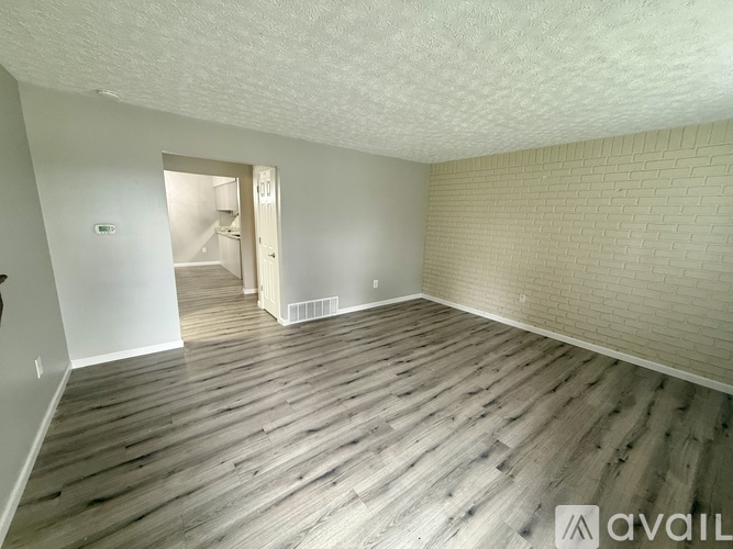 5584 Chatford Dr 3 Beds Townhouse for Rent - Photo gallery 2
