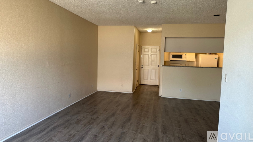 1245 North Cherokee Avenue Studio Apartment for Rent - Photo gallery 3