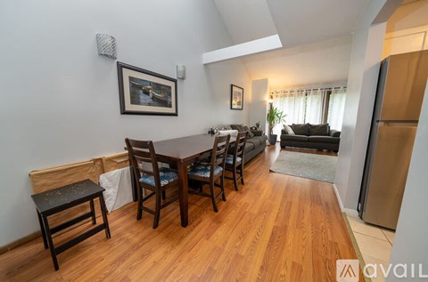 32 Saginaw Trail 2 Beds Apartment for Rent