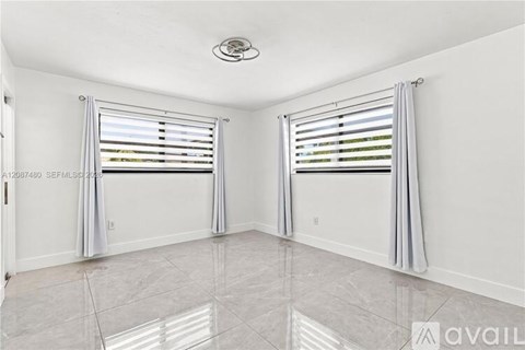 9298 Jamaica Dr 3 Beds Apartment for Rent