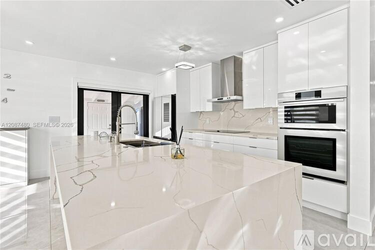9298 Jamaica Dr 3 Beds Single Family Home for Rent - Photo gallery 5