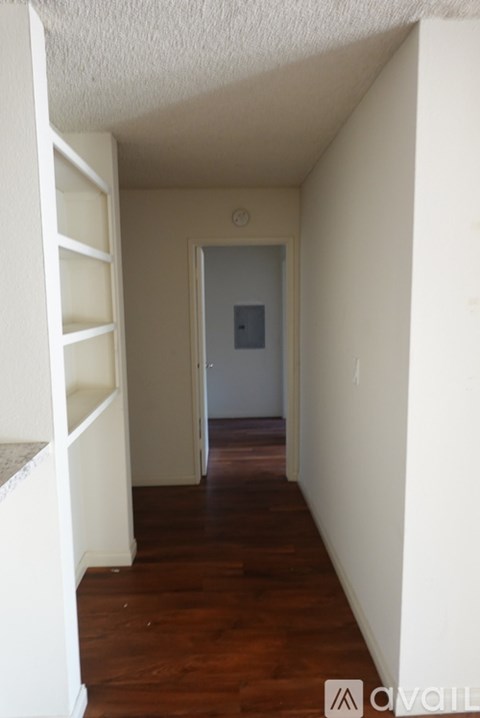630 Venice Way 2 Beds Apartment for Rent