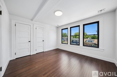 235 Elmwood Avenue 2 Beds Apartment for Rent