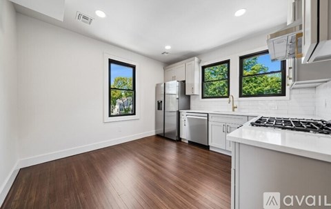 235 Elmwood Avenue 2 Beds Apartment for Rent