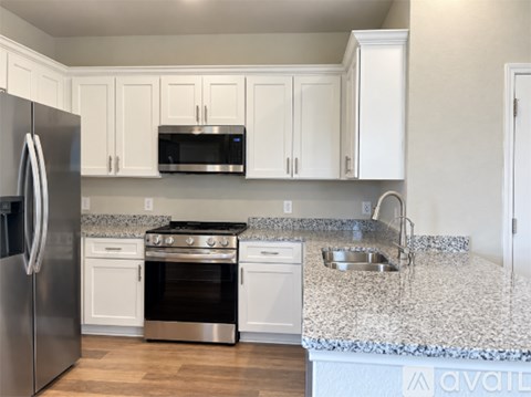 12352 Montgomery Forest 3 Beds Apartment for Rent