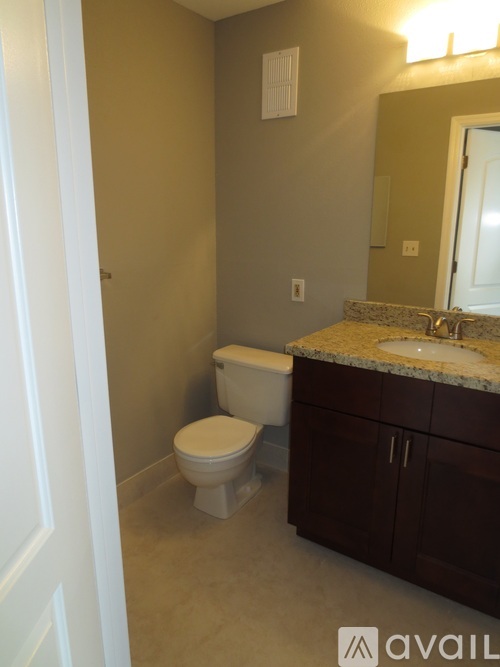 2405 NW 33rd St 1 Condo for Rent - Photo gallery 5