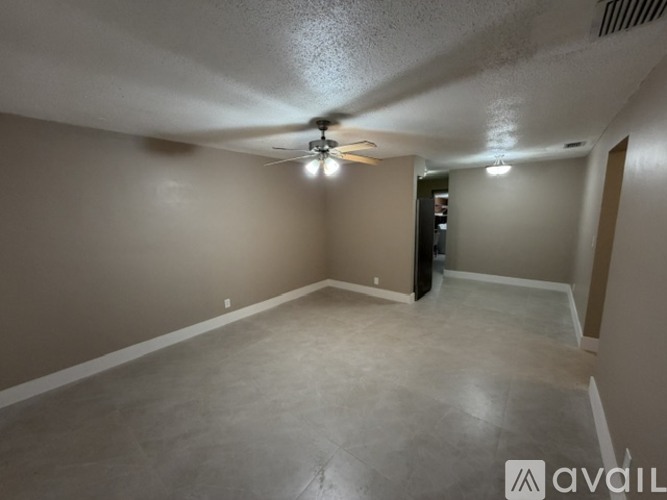 6432 Southwest 18th Court 2 Beds Single Family Home for Rent - Photo gallery 4