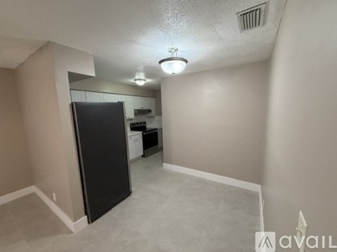 6432 Southwest 18Th Court 2 Beds Apartment for Rent