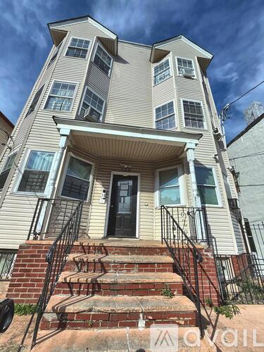 132 Wilkinson Avenue 2 Beds Condo for Rent - Photo gallery 1