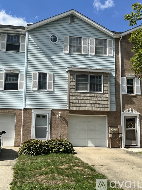 1112 Cranston Drive 2 Beds Townhouse for Rent - Photo gallery 1