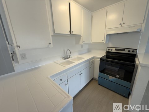 12634 Kalnor Ave 2 Beds Apartment for Rent