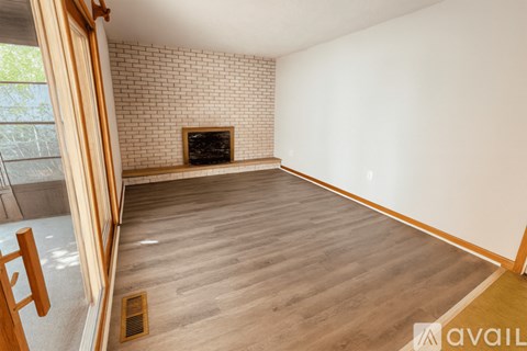 407 Sheets St 3 Beds Apartment for Rent