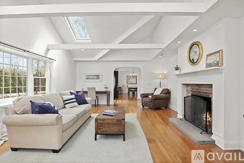 197 Wilton Rd 3 Beds Apartment for Rent
