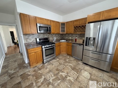 431 Highland Ave 3 Beds Apartment for Rent