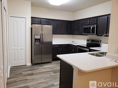 4931 Key Lime Drive 3 Beds Apartment for Rent