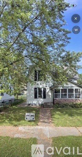 3555 North Humboldt Avenue 4 Beds Apartment for Rent