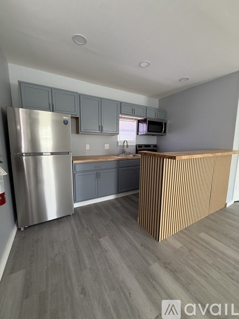 1714 Jasmine Ave W 1 Apartment for Rent