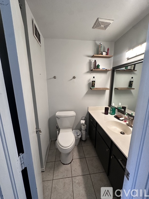 2434 West Magnolia Street 3 Beds Townhouse for Rent - Photo gallery 4