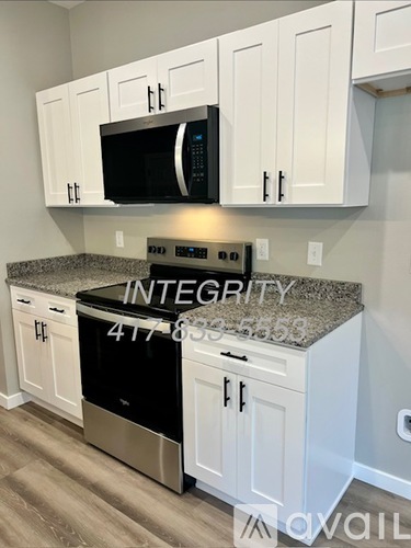 888 South Spring Hill Avenue 3 Beds Single Family Home for Rent - Photo gallery 4