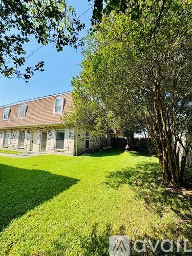 3005 9Th St 2 Beds Apartment for Rent