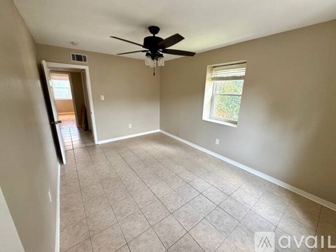 3005 9Th St 2 Beds Apartment for Rent