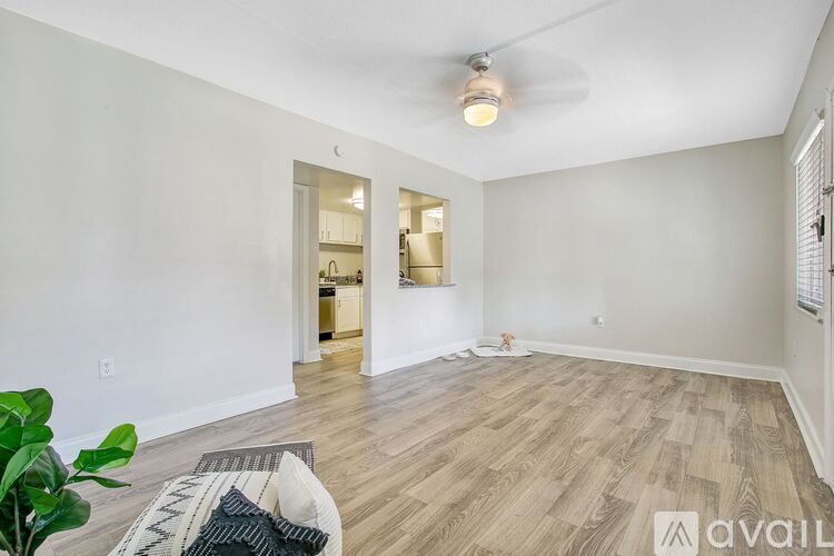 3435 S Orange Ave 1 Apartment for Rent - Photo gallery 1