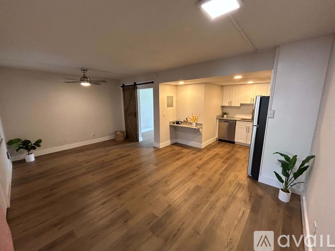 3435 S Orange Ave 1 Apartment for Rent - Photo gallery 1