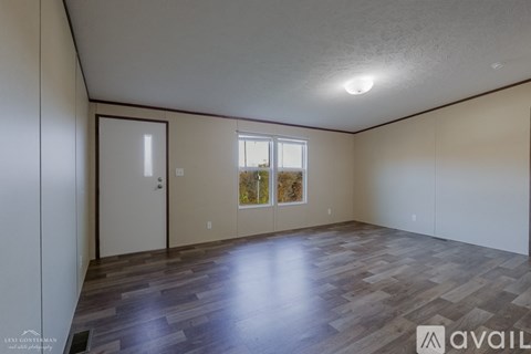 160 Clays Ct 4 Beds Apartment for Rent