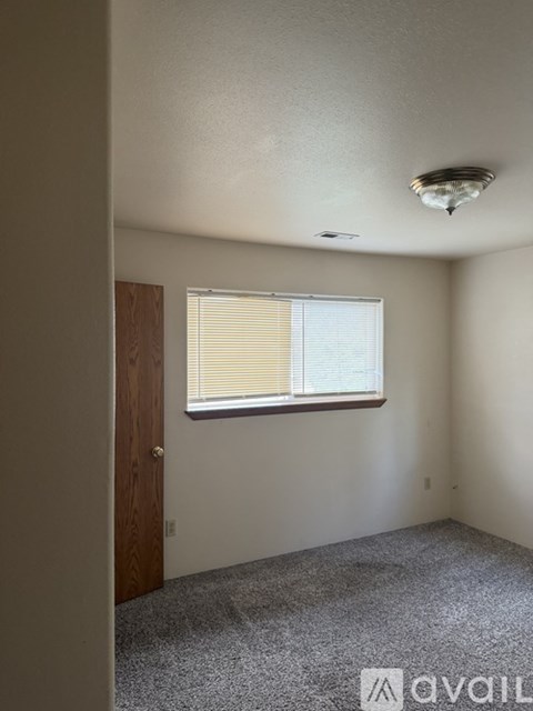 2292 Riviera Ct 3 Beds Apartment for Rent