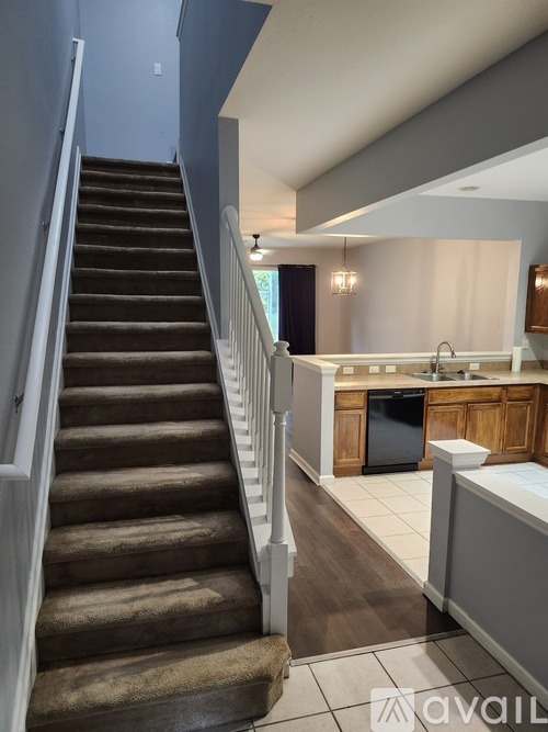 4170 Southwest 43rd Circle 3 Beds Single Family Home for Rent - Photo gallery 3