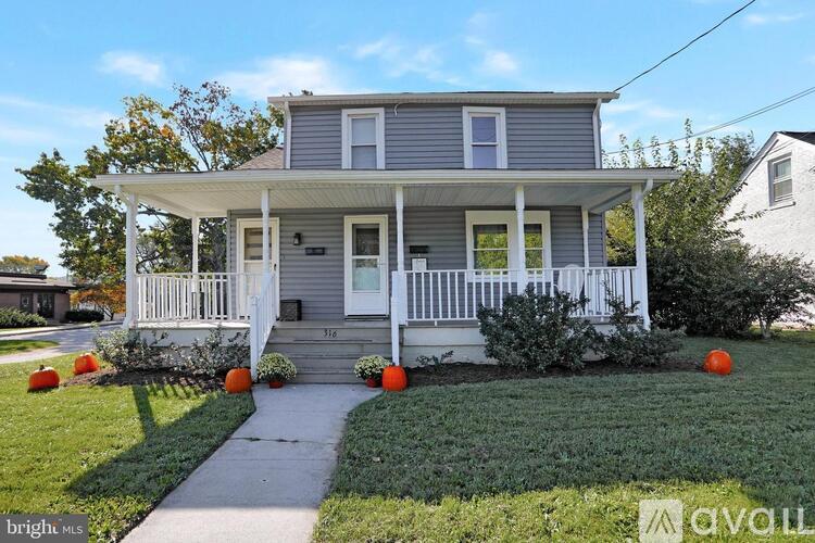 316 W 9th St 1 Apartment for Rent - Photo gallery 1