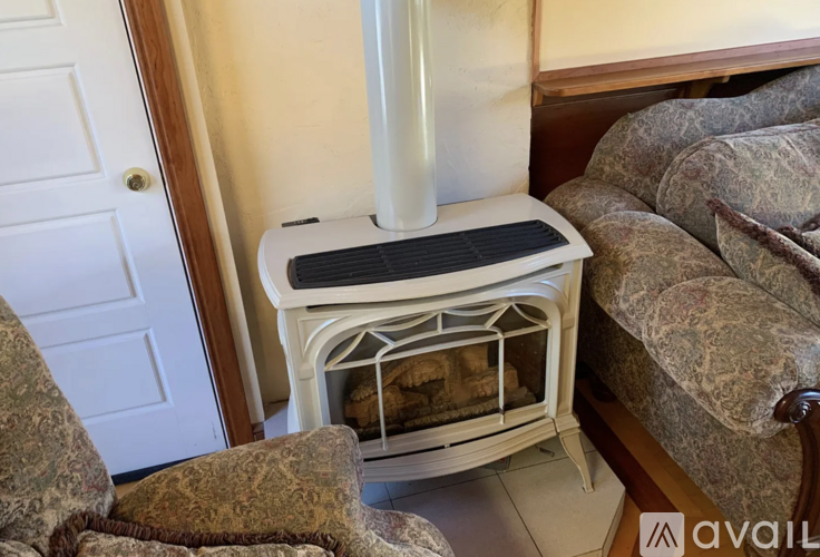 901 State St 1 Apartment for Rent - Photo gallery 4