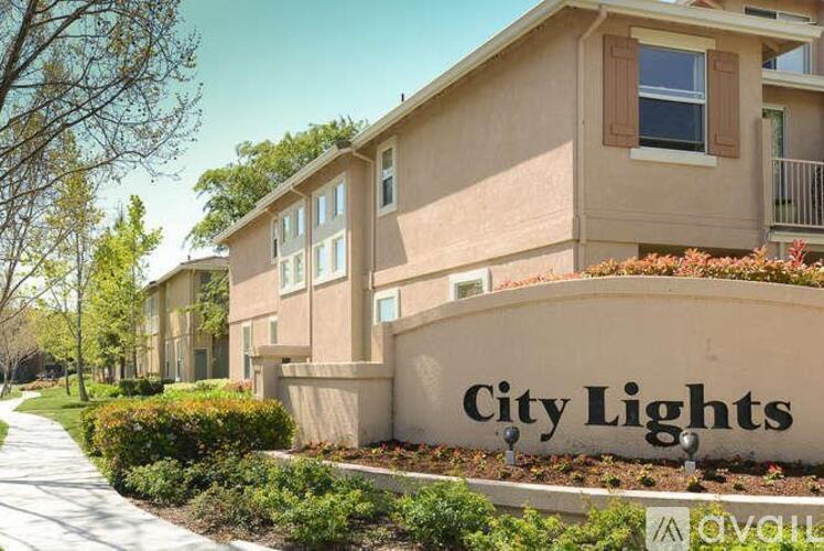 3318 Midtown Pl 3 Beds Single Family Home for Rent - Photo gallery 3