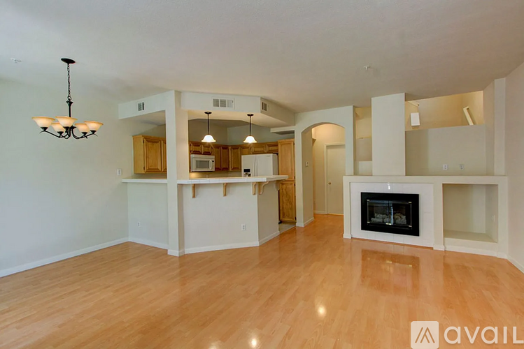 3318 Midtown Pl 3 Beds Single Family Home for Rent - Photo gallery 5
