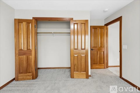 18185 80Th Ave N 5 Beds Apartment for Rent