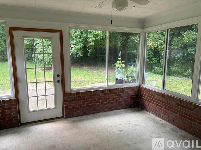 4325 2 Woods Road 3 Beds Single Family Home for Rent - Photo gallery 5