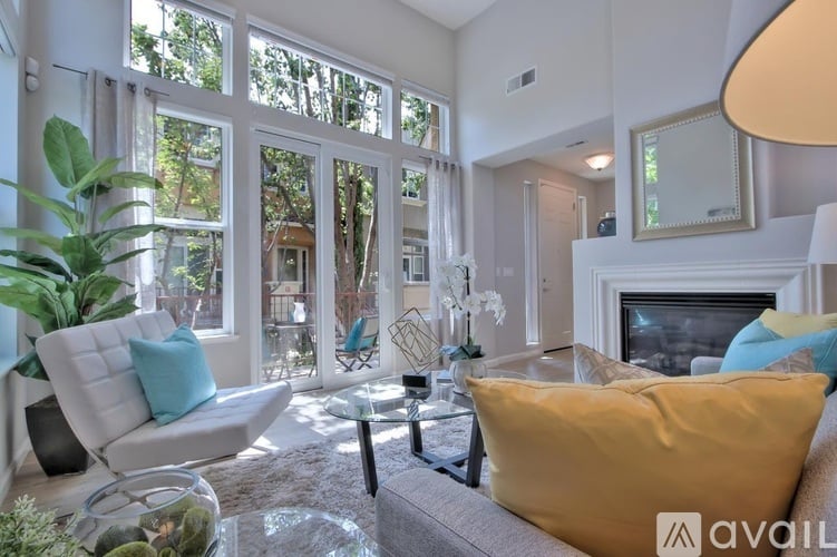 4081 Crandall Circle 3 Beds Townhouse for Rent - Photo gallery 3