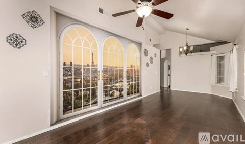 517 South Paradise Drive 3 Beds Apartment for Rent