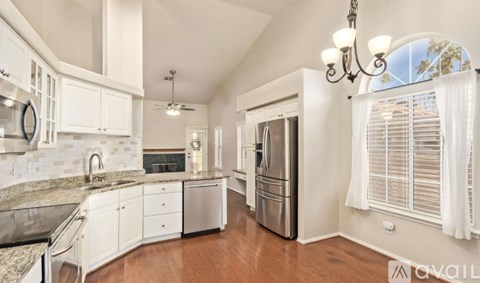 517 South Paradise Drive 3 Beds Apartment for Rent