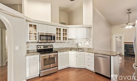 517 South Paradise Drive 3 Beds Apartment for Rent
