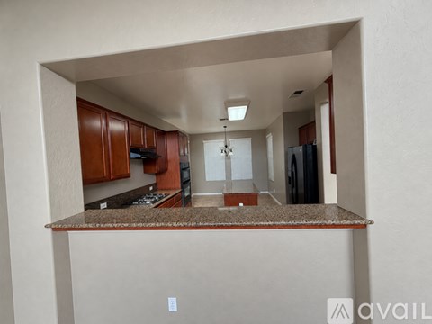 3201 North Fontana Street 2 Beds Apartment for Rent