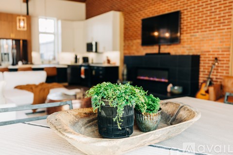 1301 Avon Street Unit 6 2 Beds Apartment for Rent
