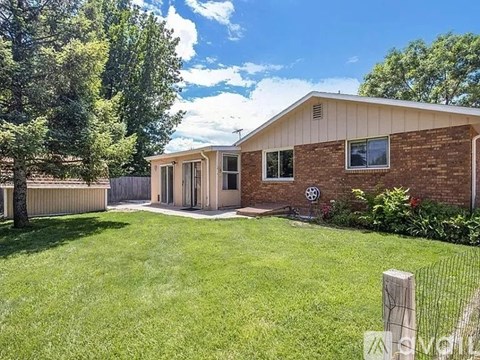 1506 Oak Drive 3 Beds Apartment for Rent